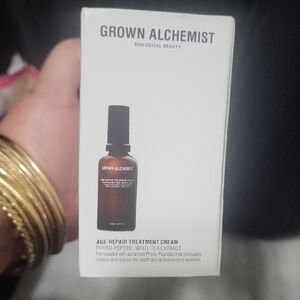 Grown Alchemist Age-Repair Treatment  - Black and White